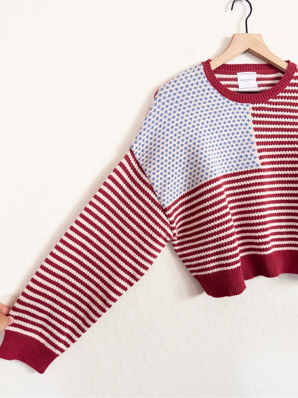 Soho & Stella American Flag Cropped Boxy Cotton Sweater Large Red White Blue - Picture 3 of 6